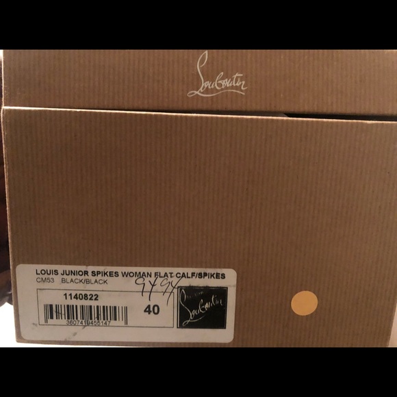 Women Christian Louboutin spiked tennis shoes - Picture 3 of 3